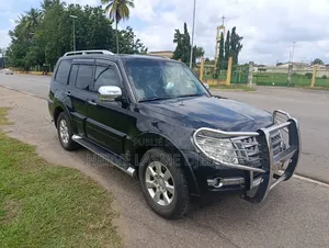Mitsubishi Pajero 2015 Noir