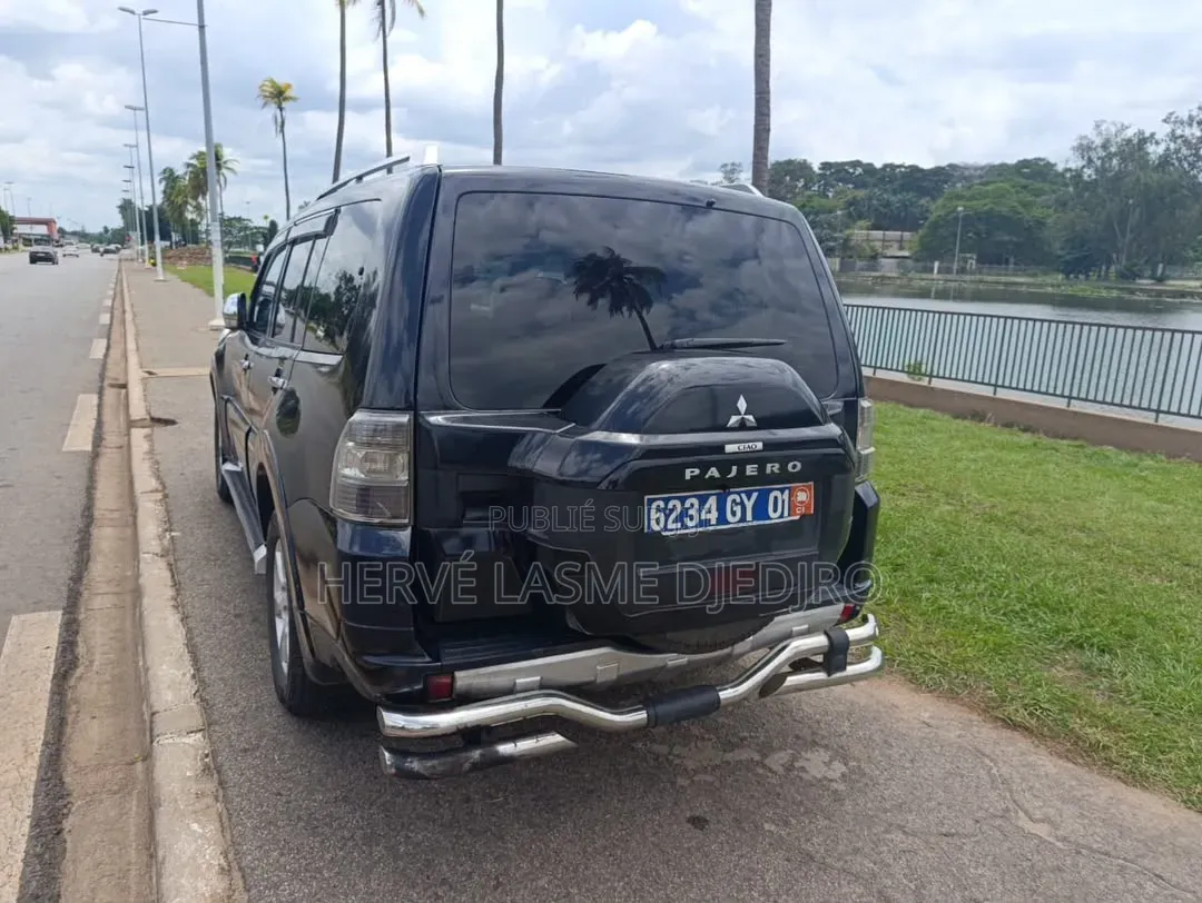 Mitsubishi Pajero 2015 Noir