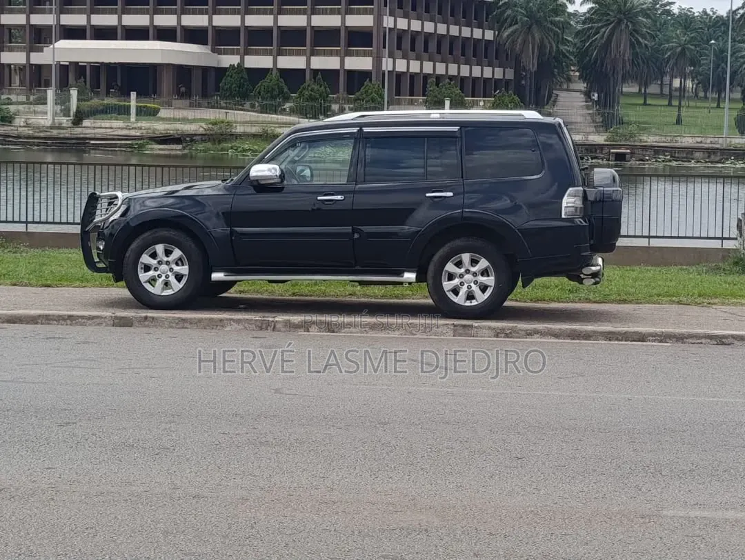 Mitsubishi Pajero 2015 Noir