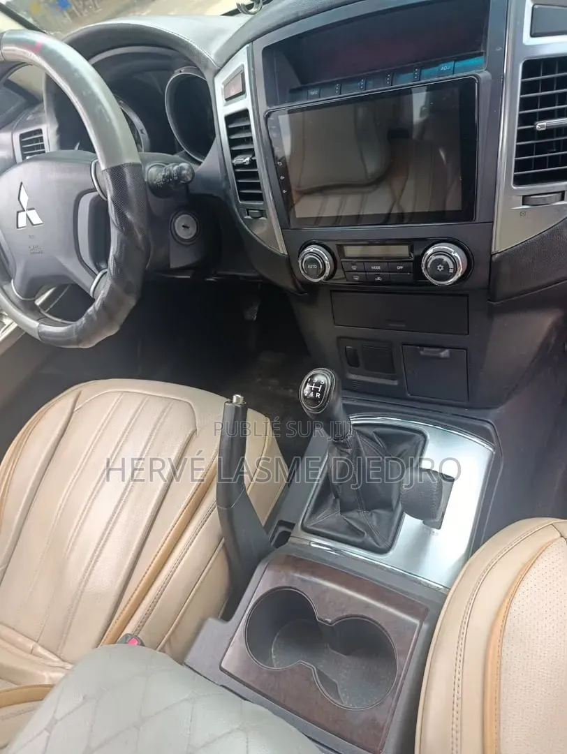 Mitsubishi Pajero 2015 Noir