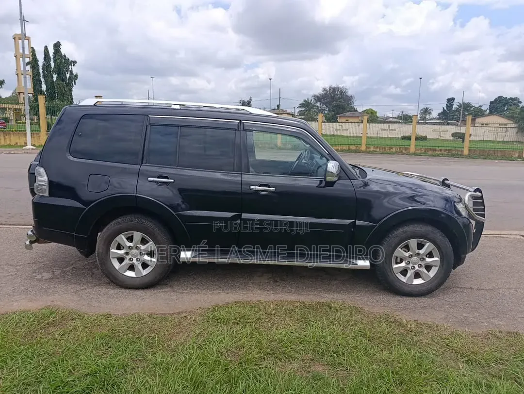 Mitsubishi Pajero 2015 Noir