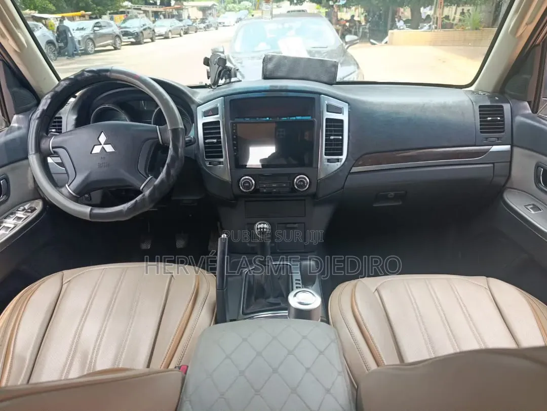 Mitsubishi Pajero 2015 Noir