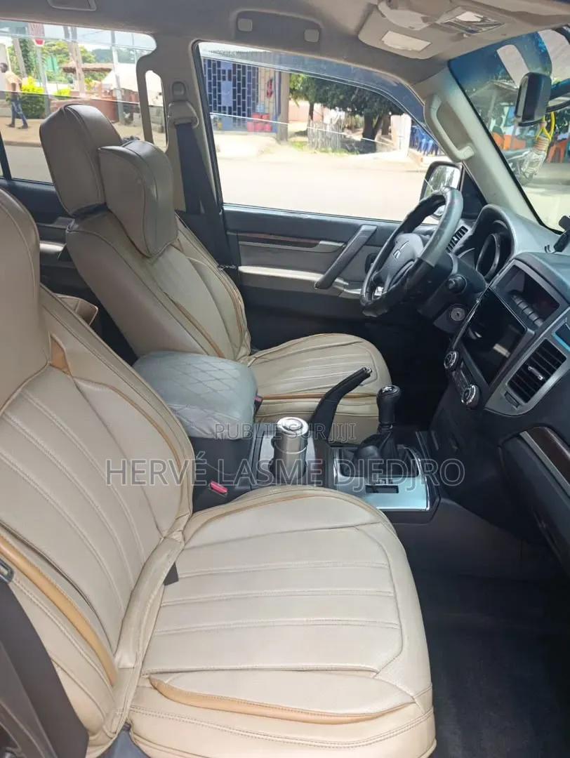 Mitsubishi Pajero 2015 Noir