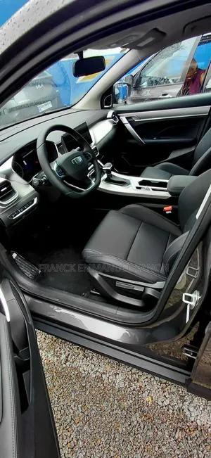 Nouveau Geely Coolray 2025 Noir