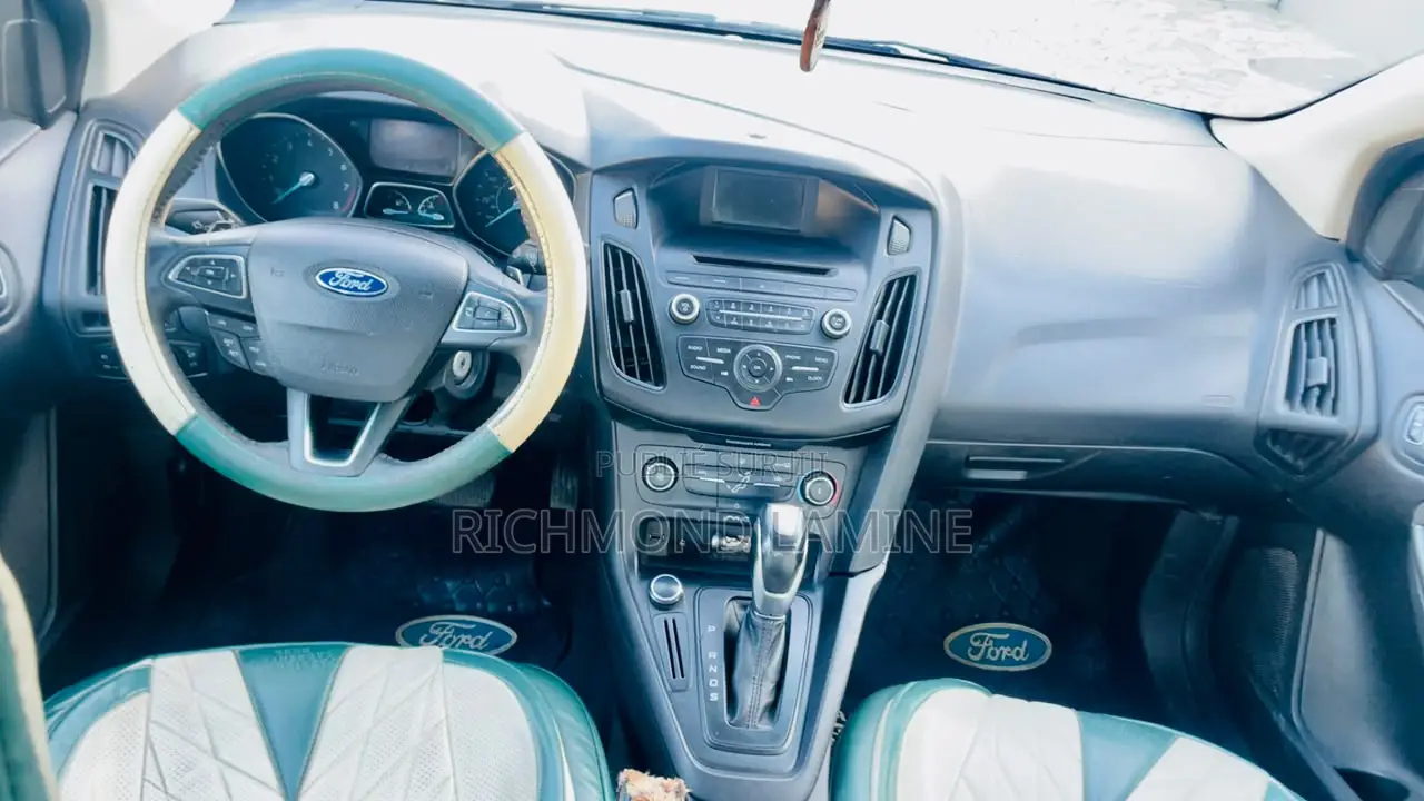 Ford Focus 2016 Noir