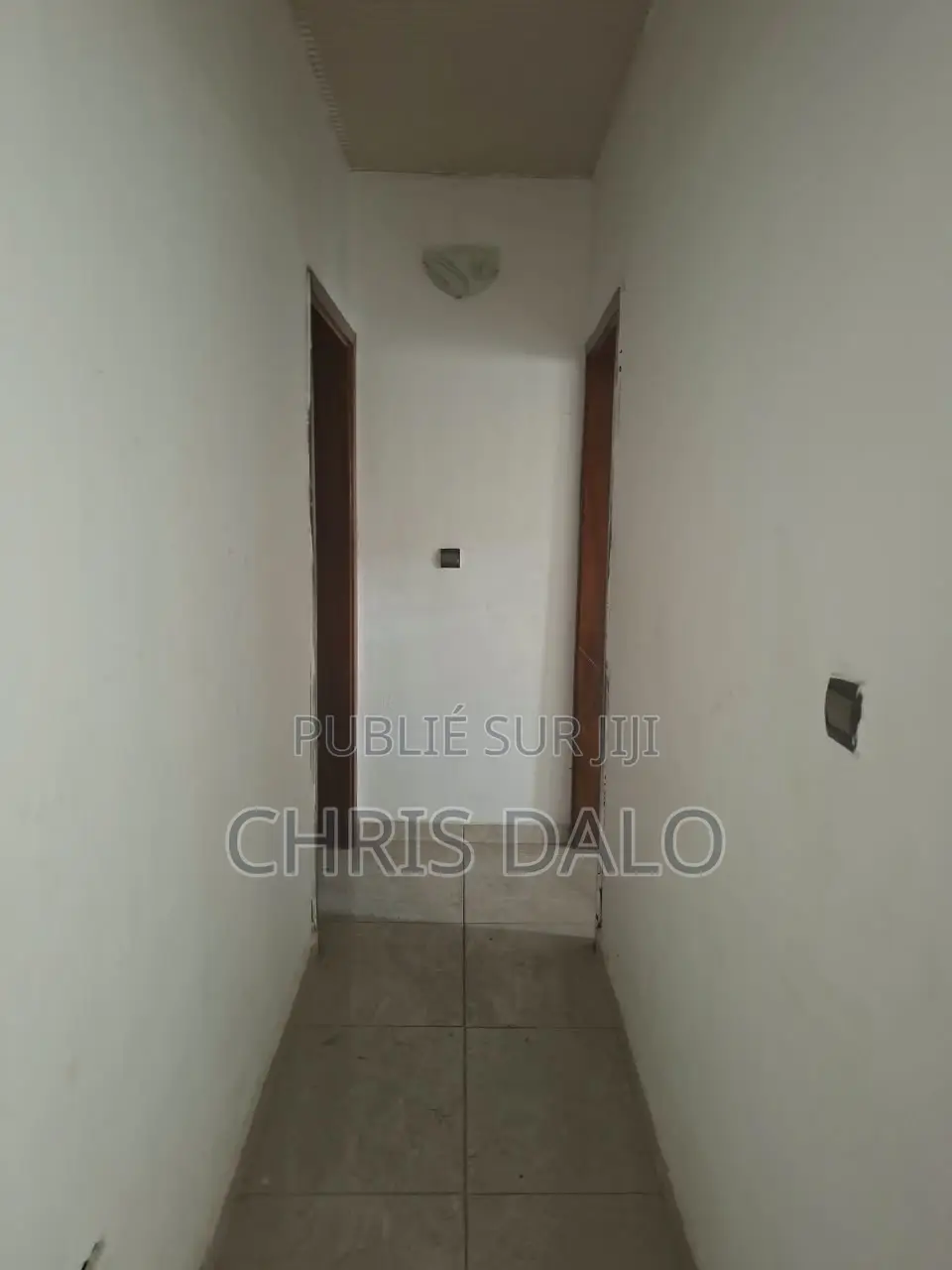 2chbre Villa dans Sang, Cocody à Vendre
