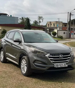 Hyundai Tucson 2017 Gris