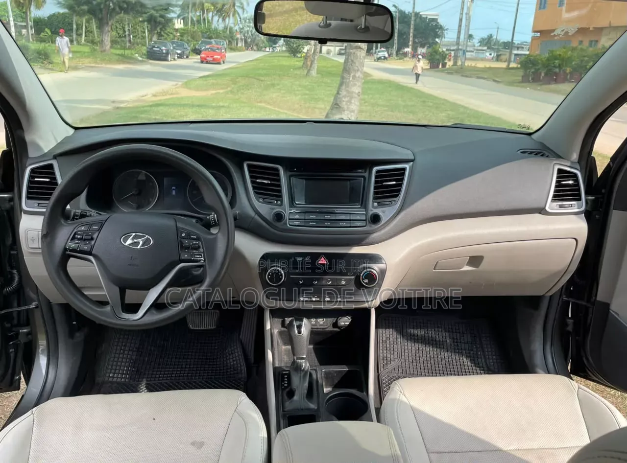 Hyundai Tucson 2017 Gris