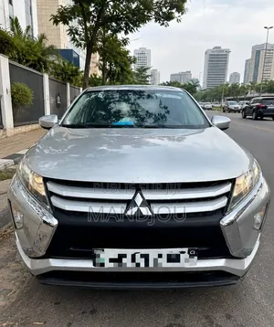 Mitsubishi Eclipse Cross 2021 Gris