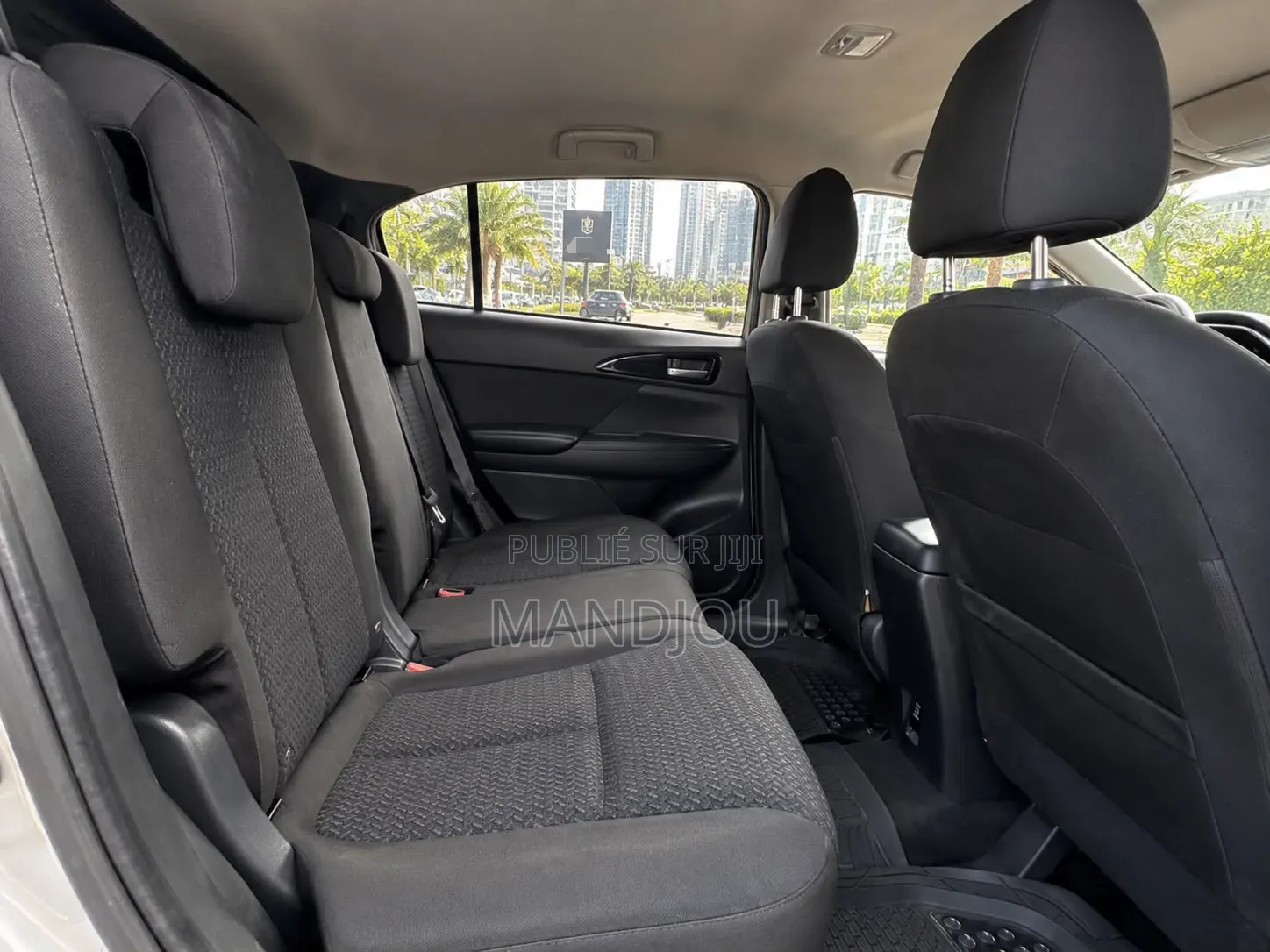 Mitsubishi Eclipse Cross 2021 Gris