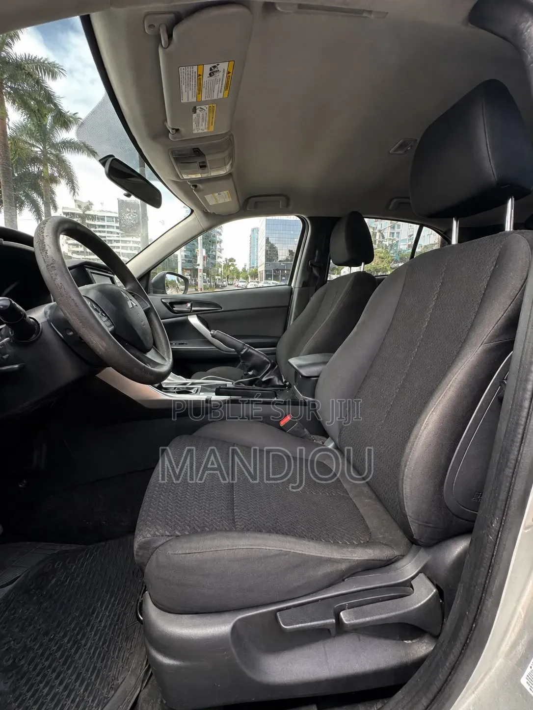 Mitsubishi Eclipse Cross 2021 Gris