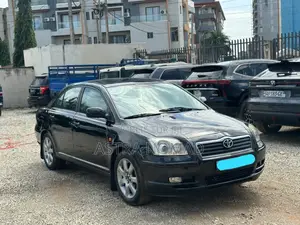 Toyota Avensis 2006 Noir