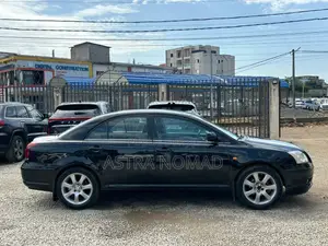 Toyota Avensis 2006 Noir