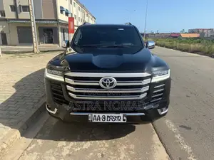 Toyota Land Cruiser 2025 Noir