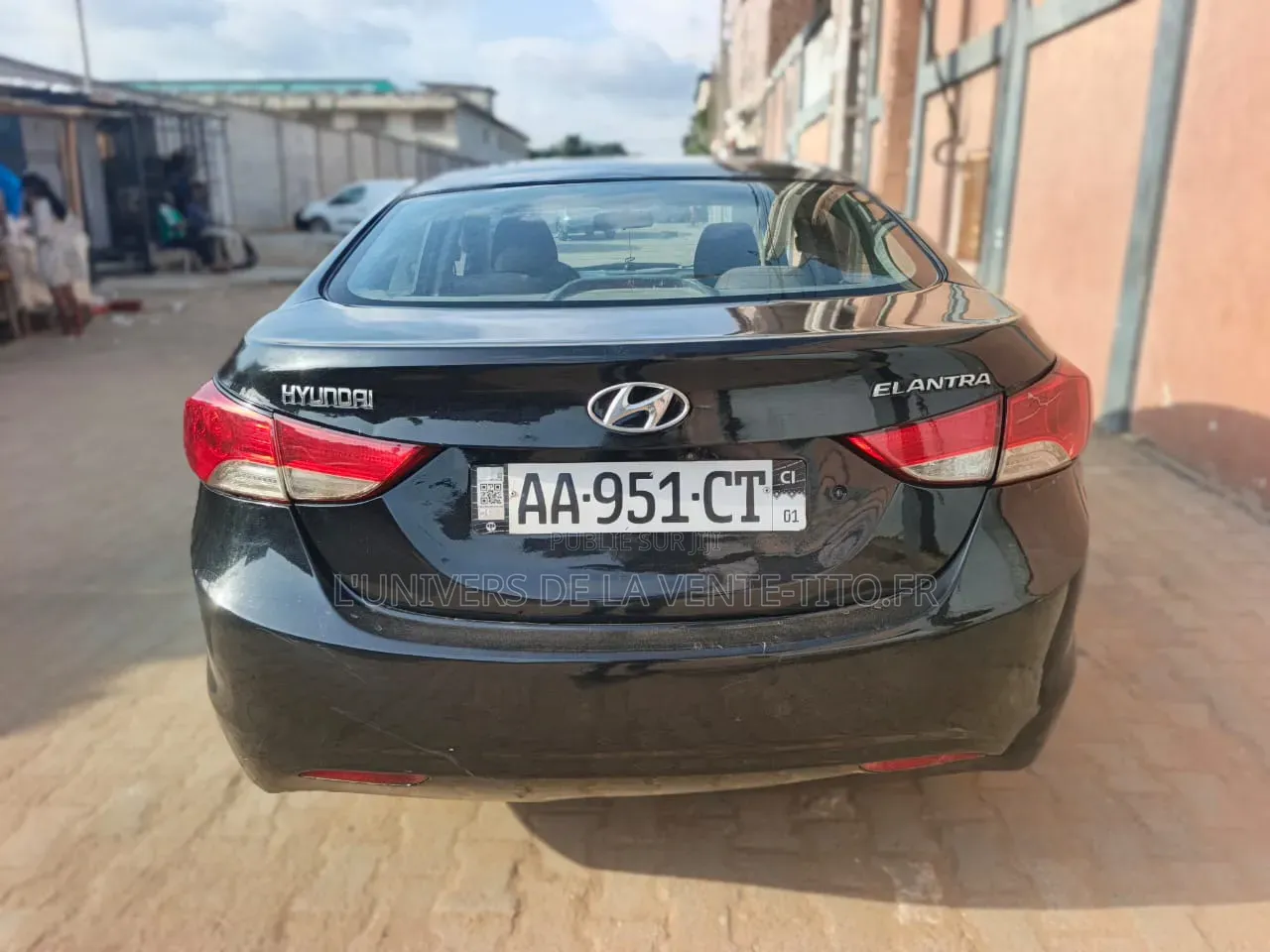 Hyundai Elantra Limited 2011 Noir