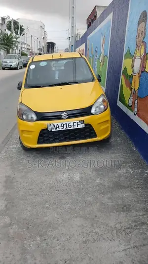 Suzuki Alto 2024 Jaune