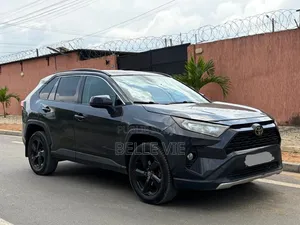 Toyota RAV4 2024 Bleu