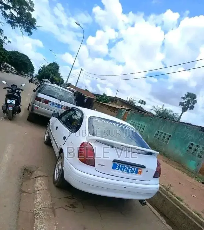Toyota Corolla 2003 Blanc