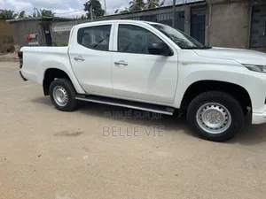 Mitsubishi L200 2021 Blanc