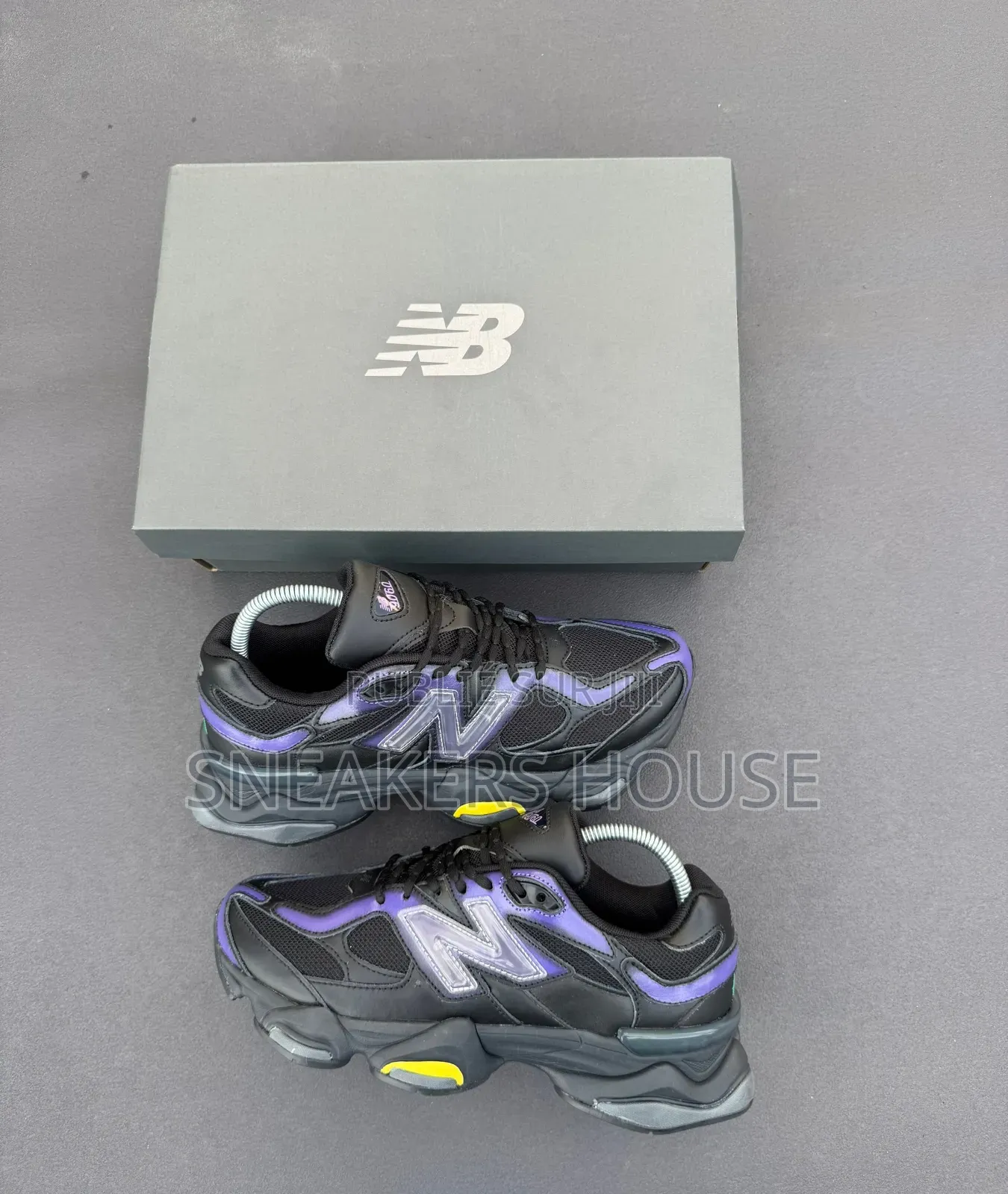 New Balance 9060