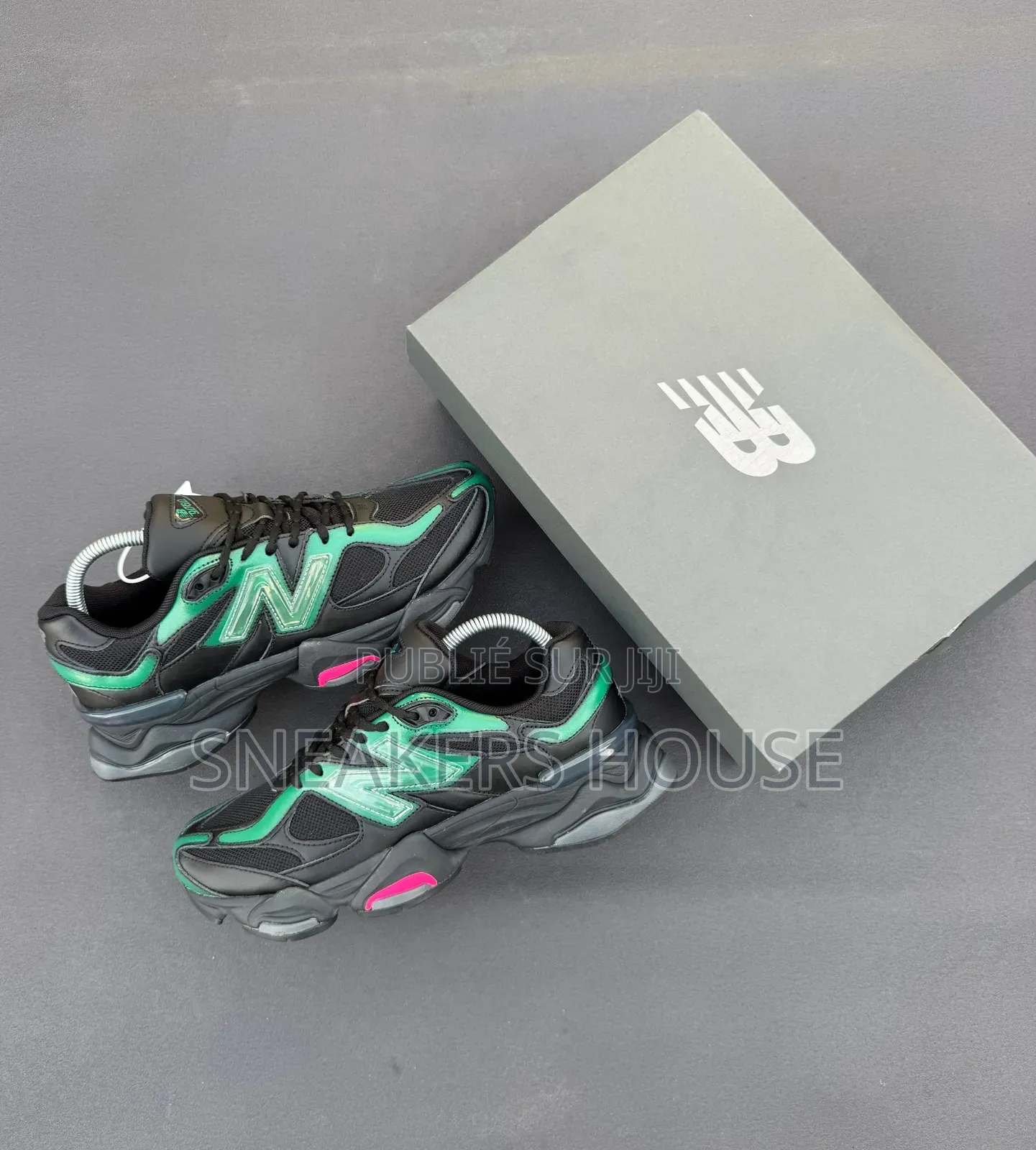 New Balance 9060