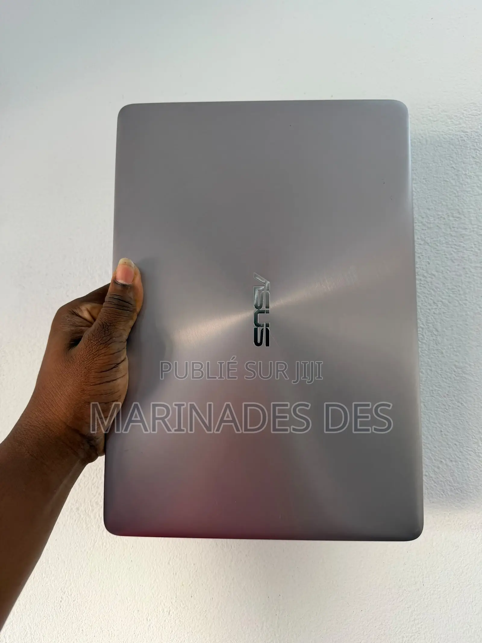 Ordinateur portable Asus 8GB Intel Core i5 SSD 256GB