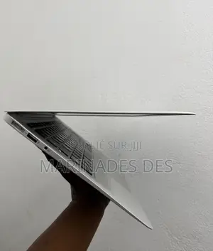 Ordinateur portable Apple MacBook Air 2017 8GB HDD 256GB