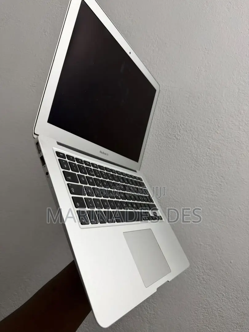 Ordinateur portable Apple MacBook Air 2017 8GB HDD 256GB
