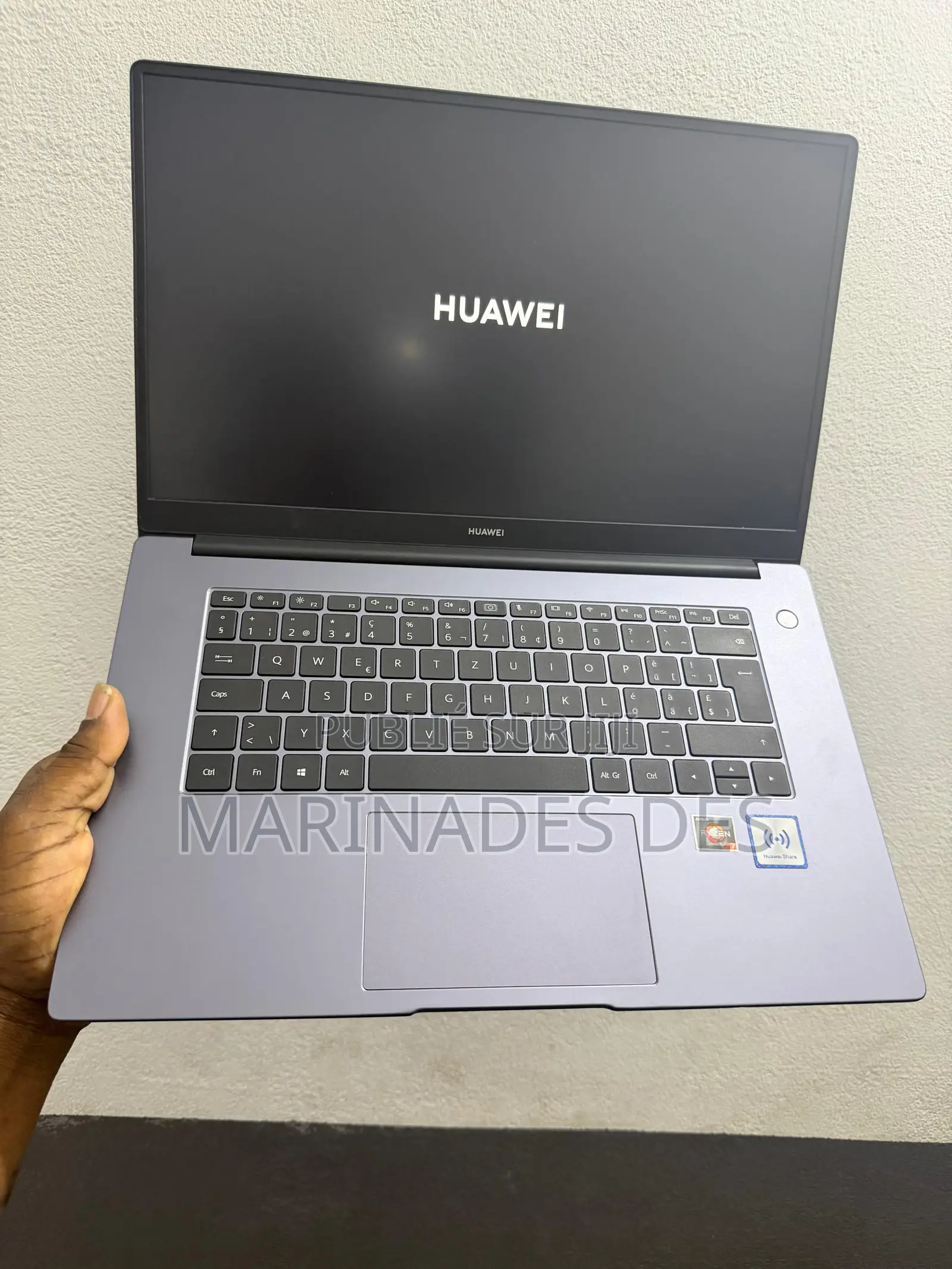 Ordinateur portable Huawei 8GB HDD 256GB