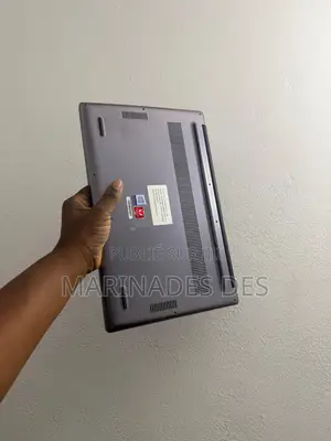 Ordinateur portable Huawei 8GB HDD 256GB