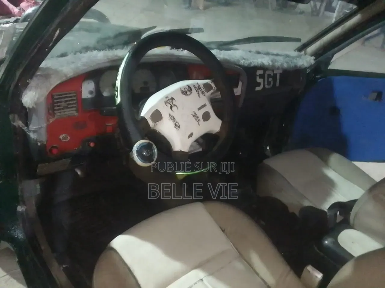 Toyota Hilux 2022 Violet