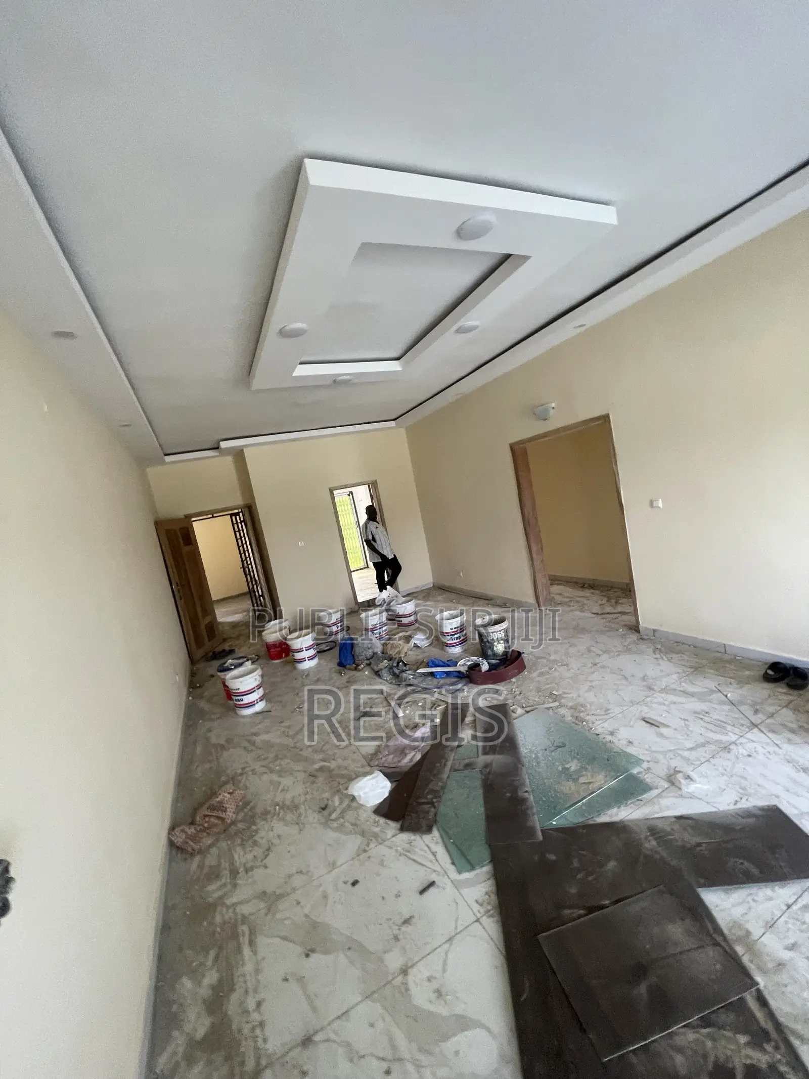 2chbre Appartement dans Regis, Cocody à Louer