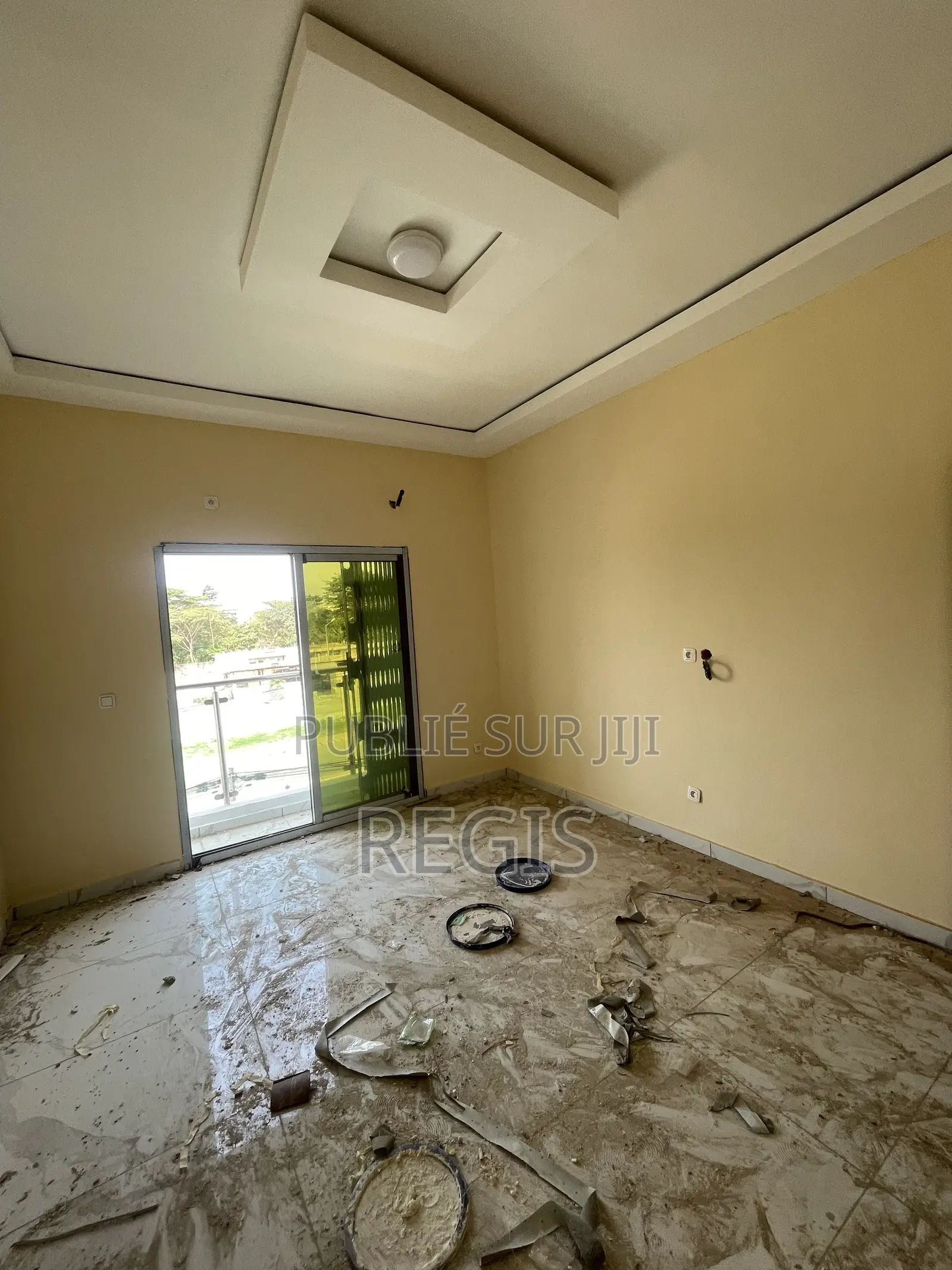 2chbre Appartement dans Regis, Cocody à Louer
