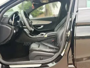 Mercedes-Benz C300 2016 Noir Mat
