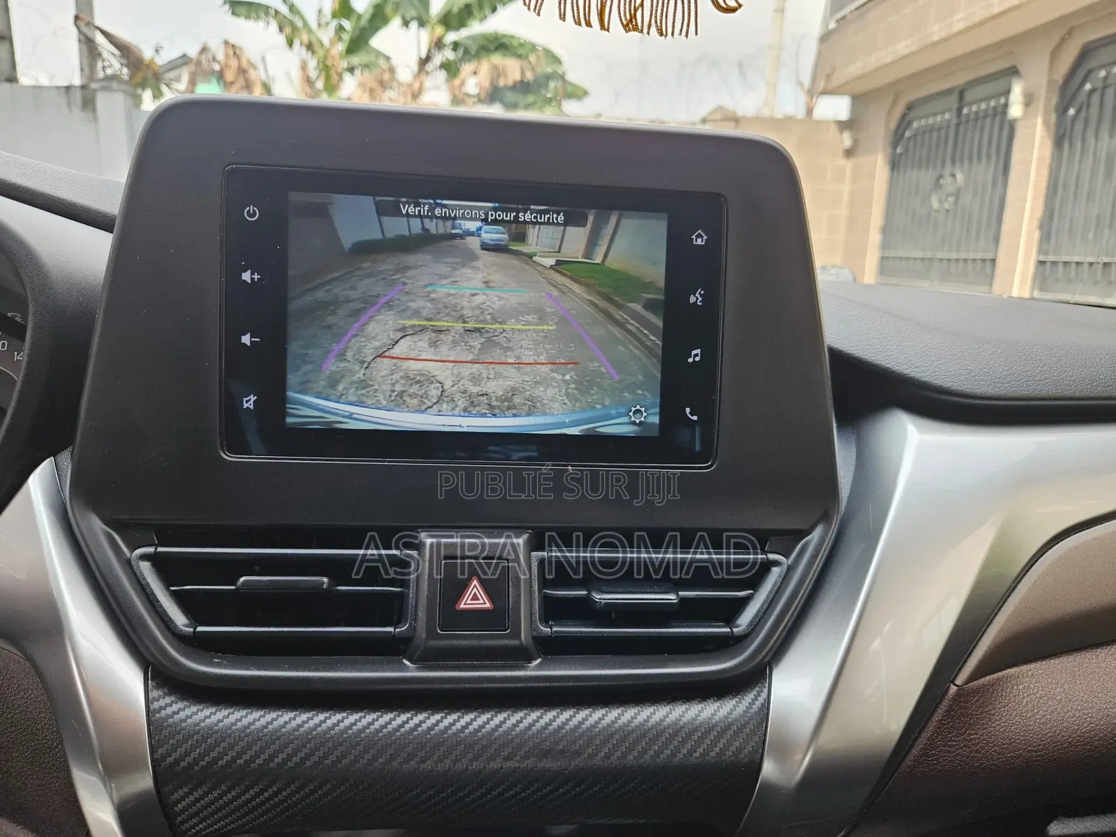 Suzuki Fronx 2024 Gris