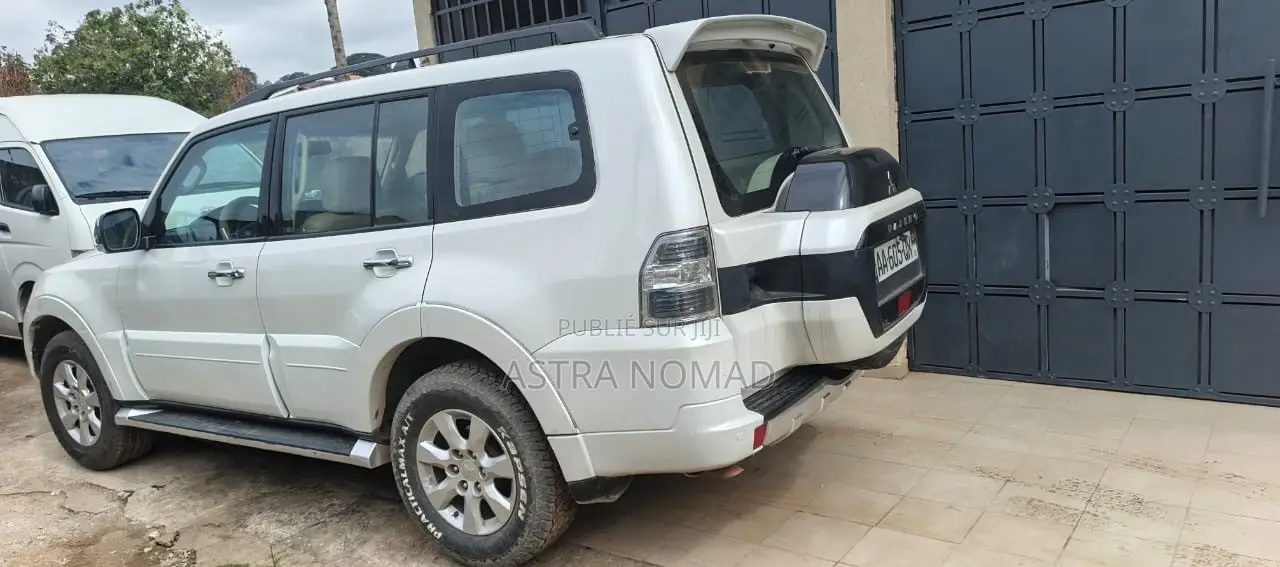 Mitsubishi Pajero 2018 Blanc