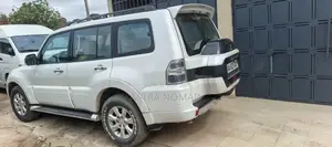 Mitsubishi Pajero 2018 Blanc