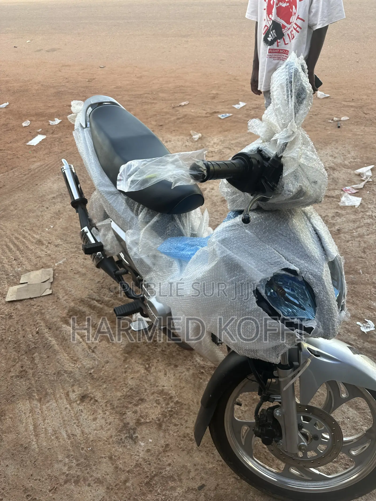 Nouveau KTM Duke 125 2025 Blanc