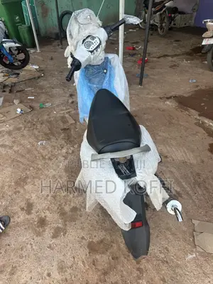 Nouveau KTM Duke 125 2025 Blanc