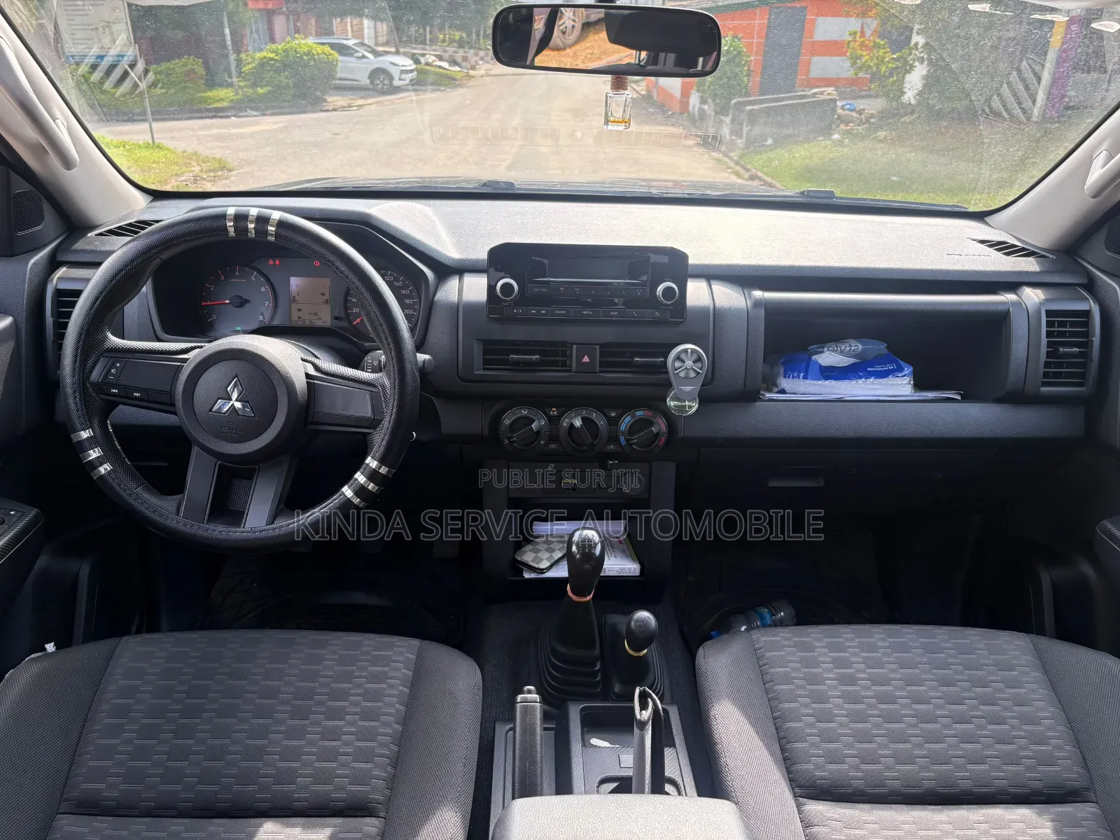 Mitsubishi L200 2025 Gris