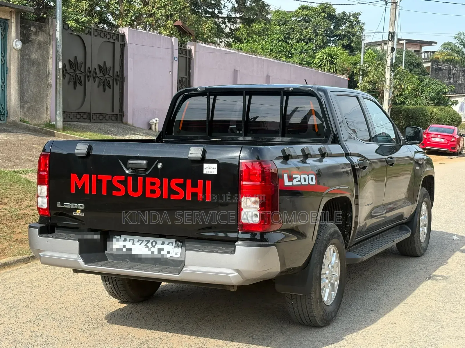 Mitsubishi L200 2025 Gris