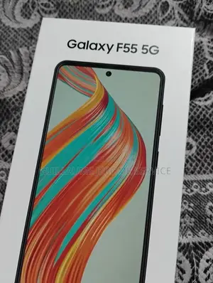 Nouveau Samsung Galaxy F55 128 GB Orange