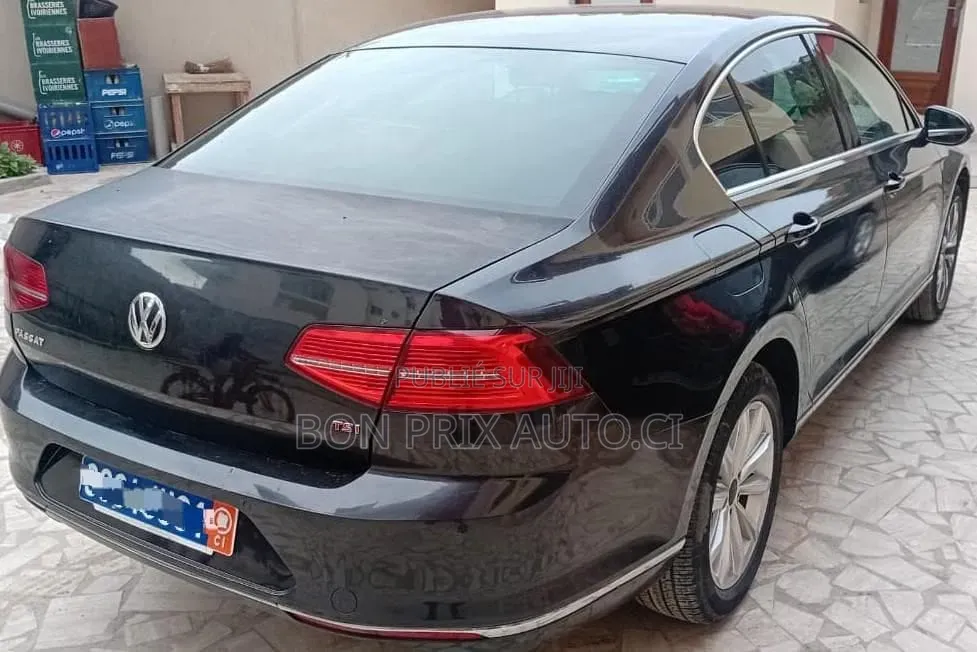 Volkswagen Passat 2.0T S 2020 Bleu