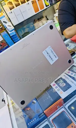 Ordinateur portable Apple MacBook Pro 2023 M2 Pro 16GB SSD 512GB