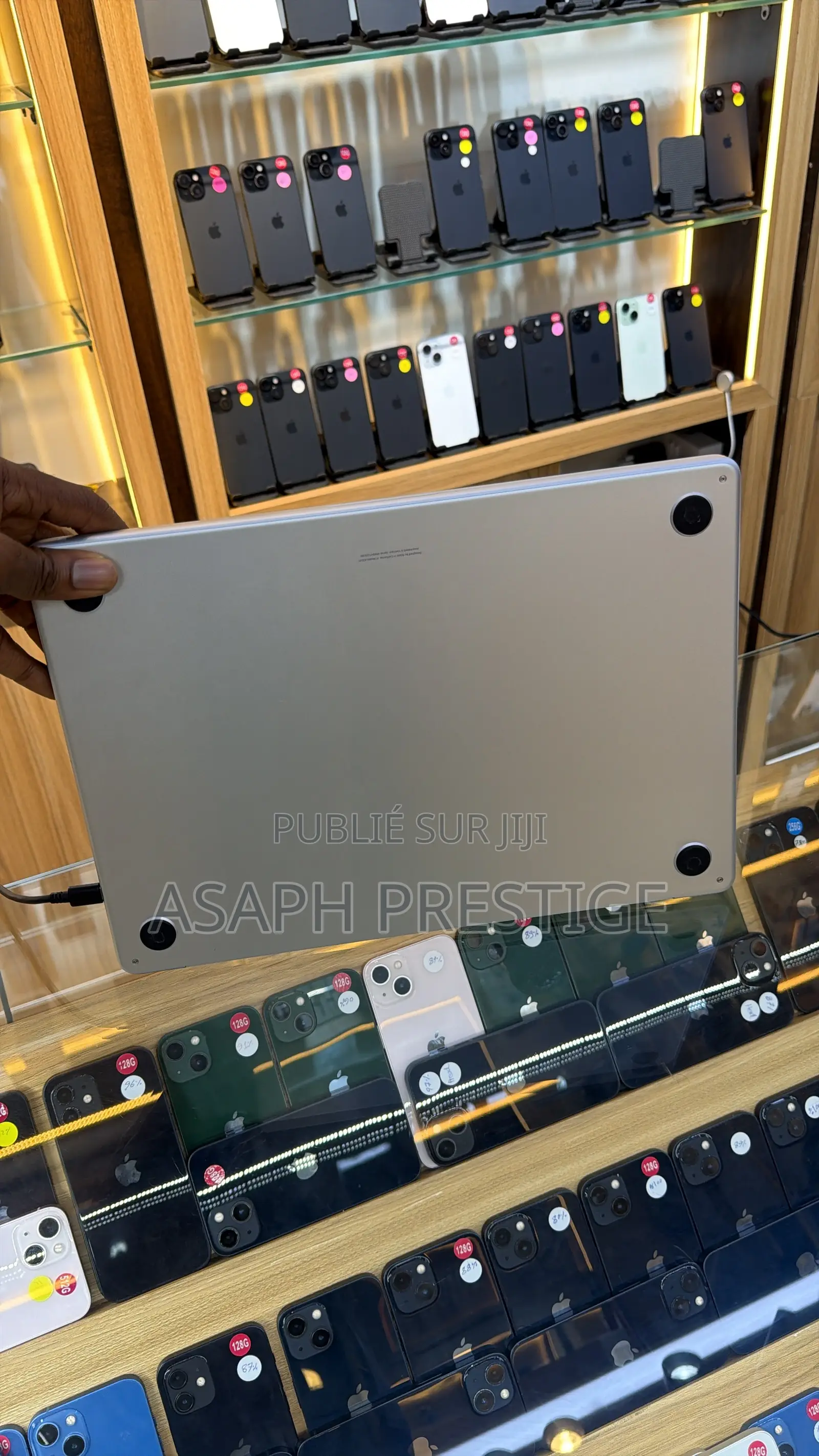Ordinateur portable Apple MacBook Air 2023 M2 24GB Apple M2 SSD 2T