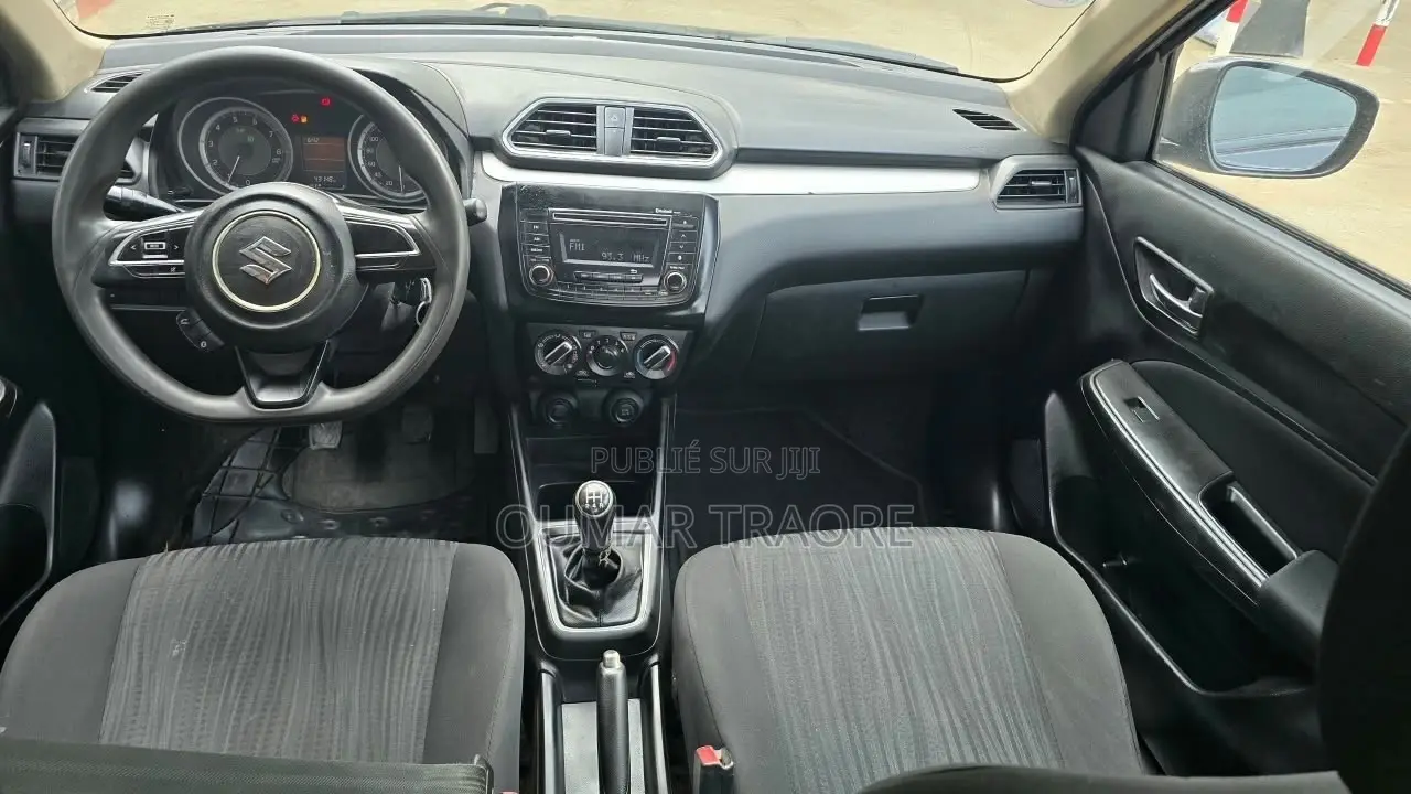 Suzuki Dzire 2023 Noir