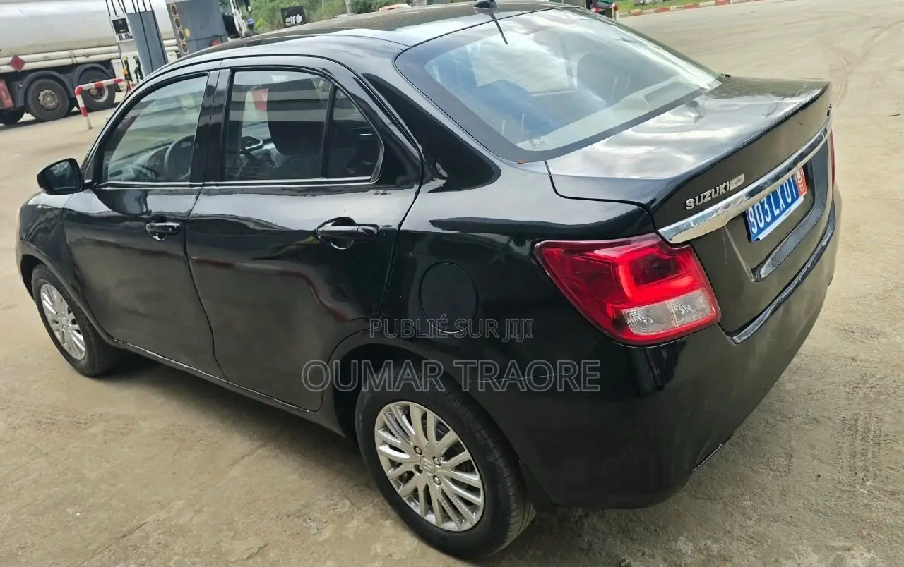 Suzuki Dzire 2023 Noir