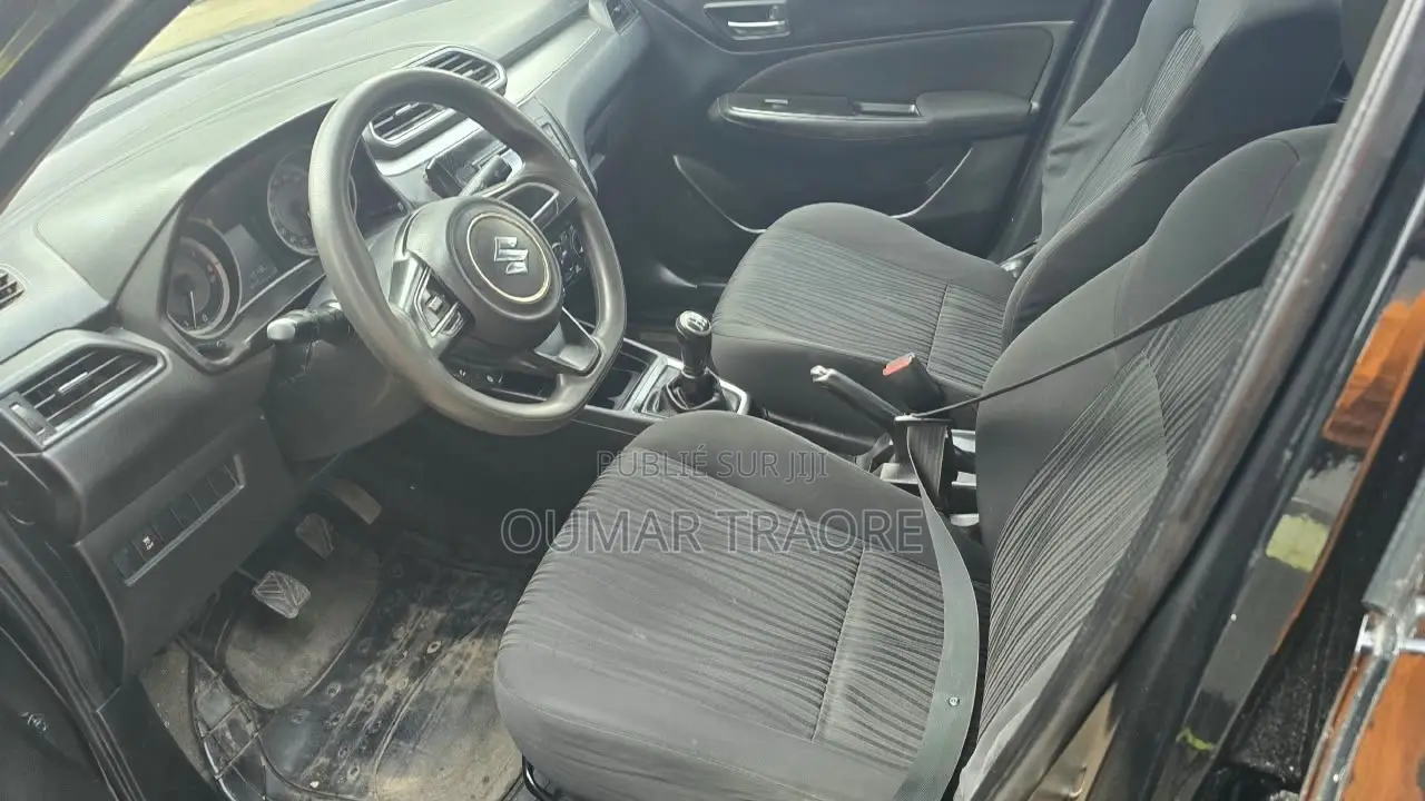 Suzuki Dzire 2023 Noir
