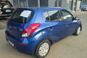 Hyundai i20 2015 Bleu