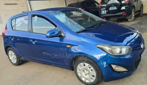 Hyundai i20 2015 Bleu